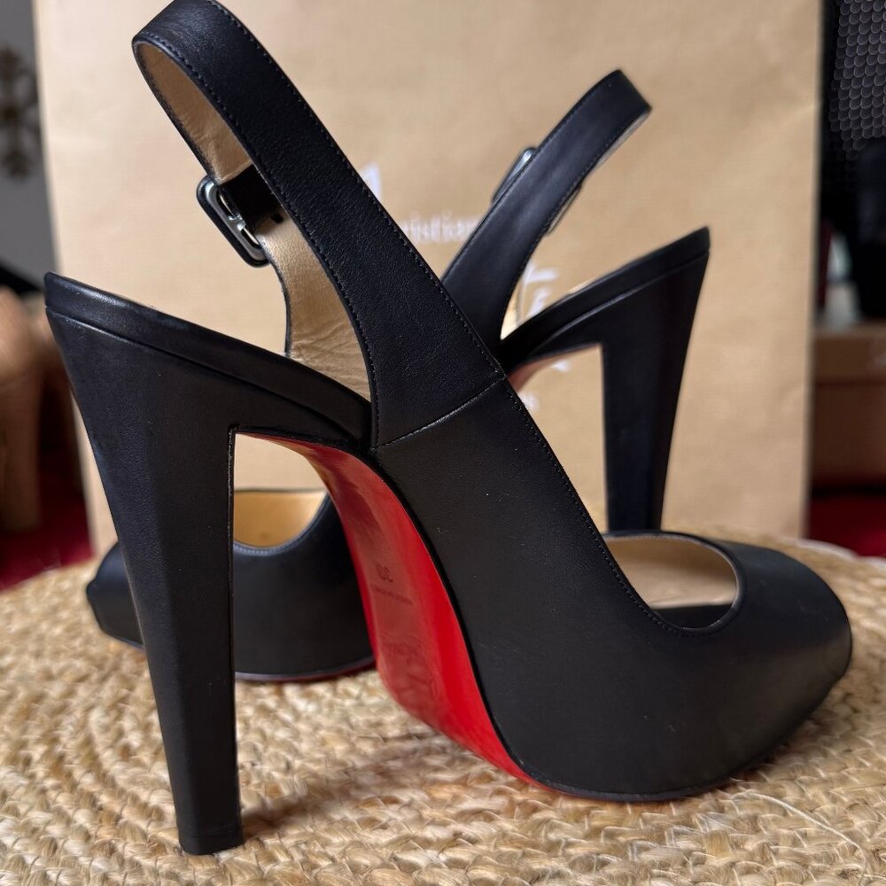 Christian Louboutin peep to black heel red bottom size 39